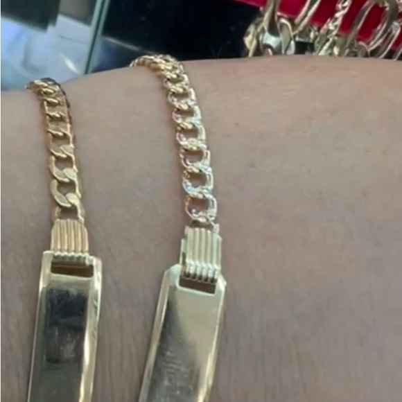 14k Italian Yellow Gold Cuban Diamond Cut ID Bracelet - Picture 5 of 6